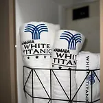 White Titanic *